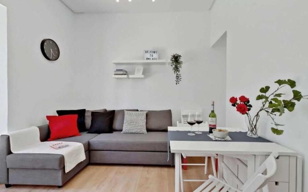 Magnifico Apartment Malaga Exterior photo