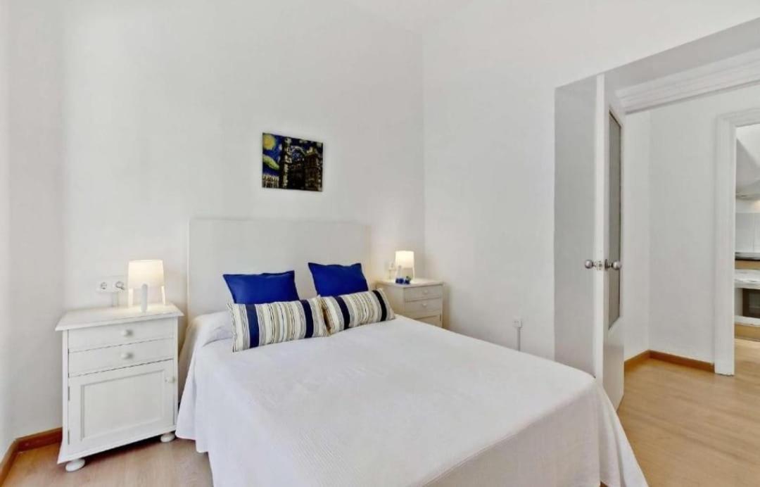 Magnifico Apartment Malaga Exterior photo
