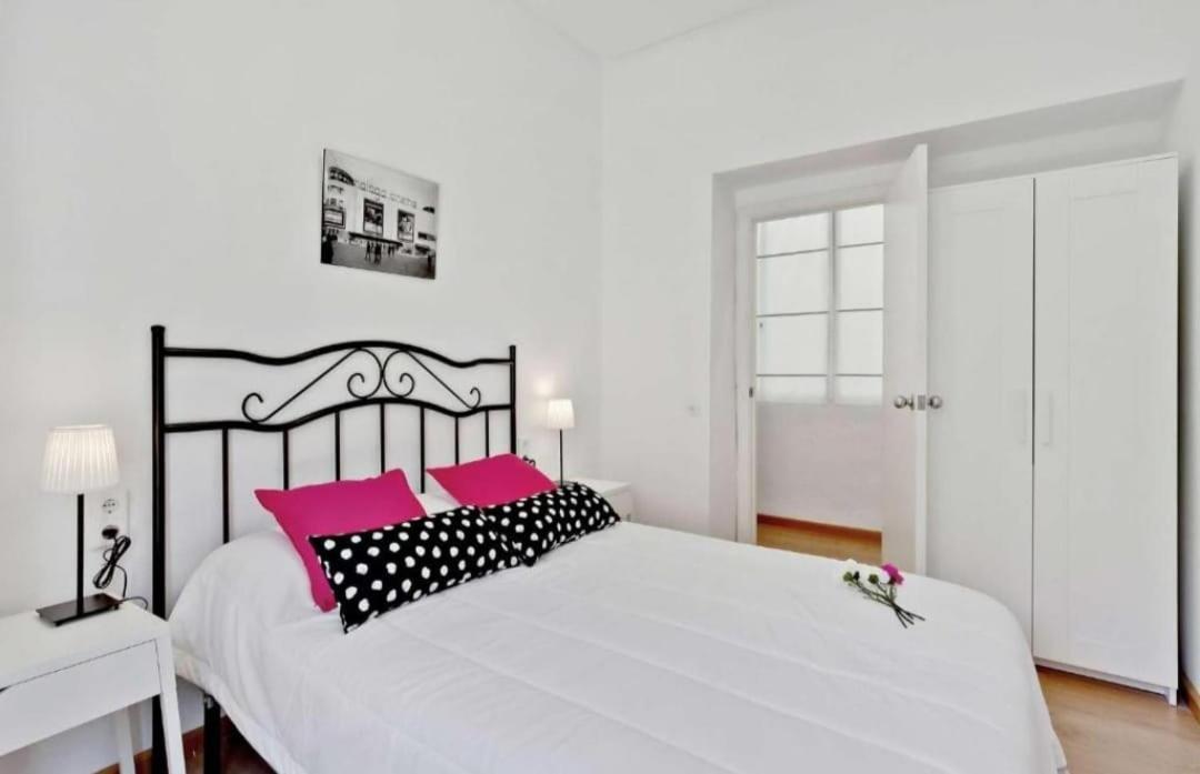 Magnifico Apartment Malaga Exterior photo